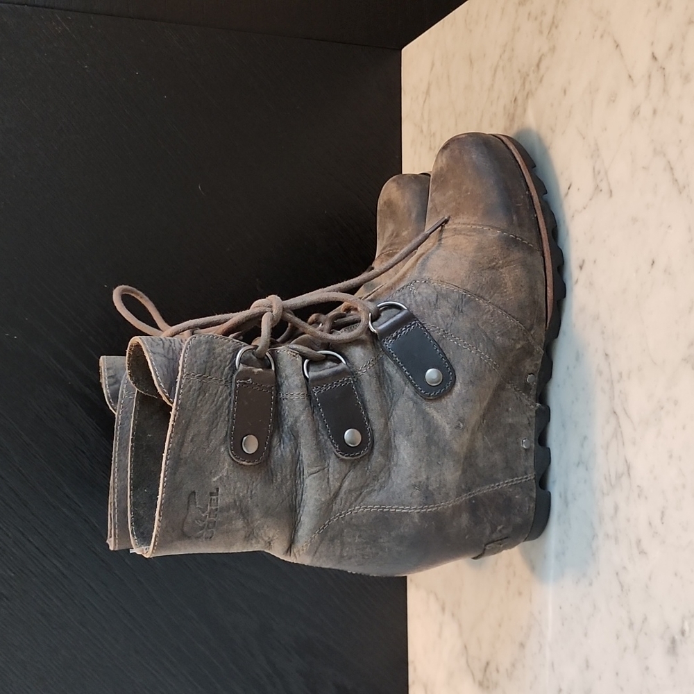 SOREL Joan of Arctic Leather Wedge Boot NL1987-028 Women's US Size 8.5
